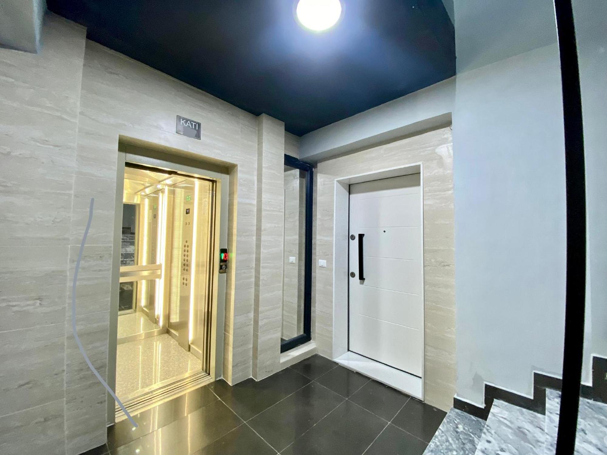 "Superattico" - Central Tirana Gorgeous Penthouse, Free Parking Dış mekan fotoğraf
