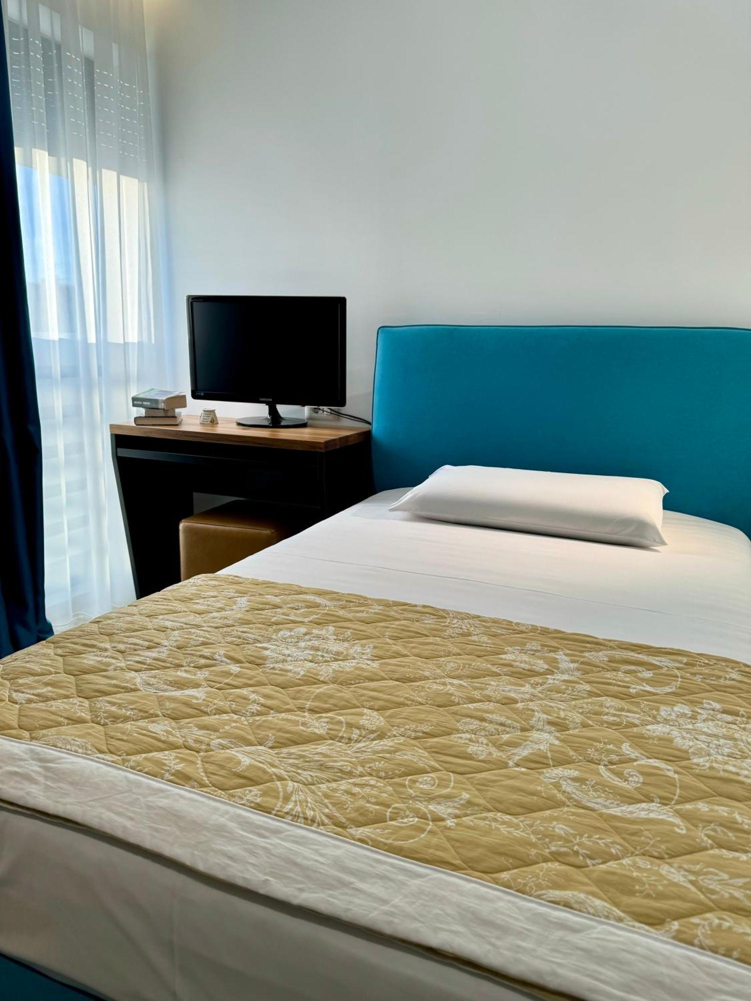 "Superattico" - Central Tirana Gorgeous Penthouse, Free Parking Dış mekan fotoğraf