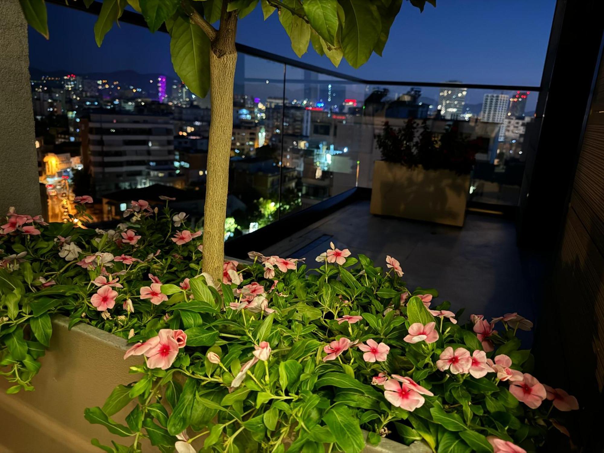 "Superattico" - Central Tirana Gorgeous Penthouse, Free Parking Dış mekan fotoğraf